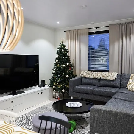 Cozy And Roomy Near Center Rovaniemi